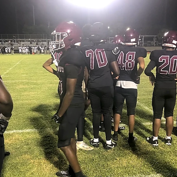 Lake Worth football celebrates return to field after month-long layoff