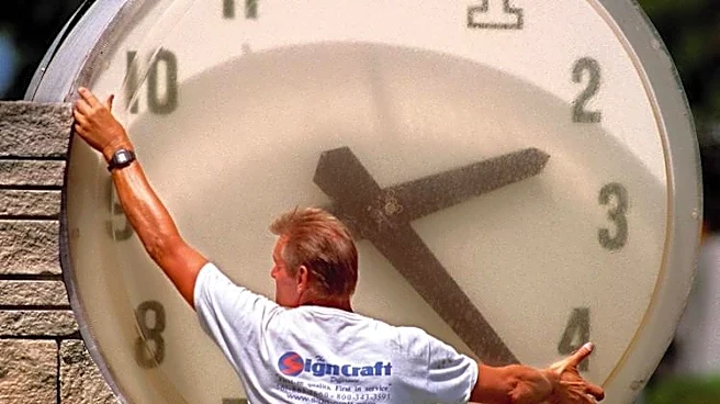 Do clocks fall back this weekend? When daylight saving time ends