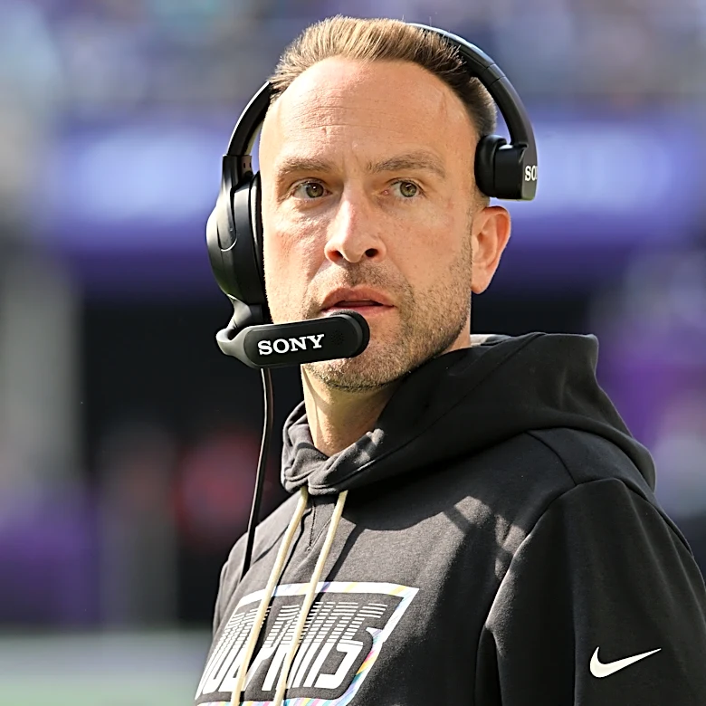 Jeff Hafley's clear message to Dolphins: Get on board or move on