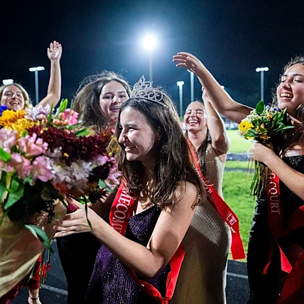 Palm Beach Central crowns Homecoming queen, king - see best images