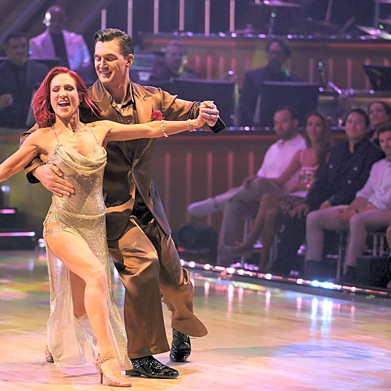 Who went home on ‘DWTS’ last night? See ‘Mariah Carey Night’ scores