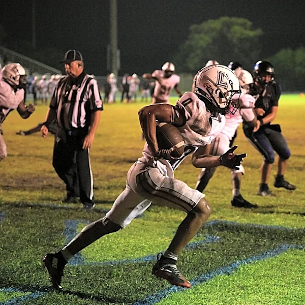 Palm Beach Lakes football rallies to spoil Park Vista's 'Senior Night'