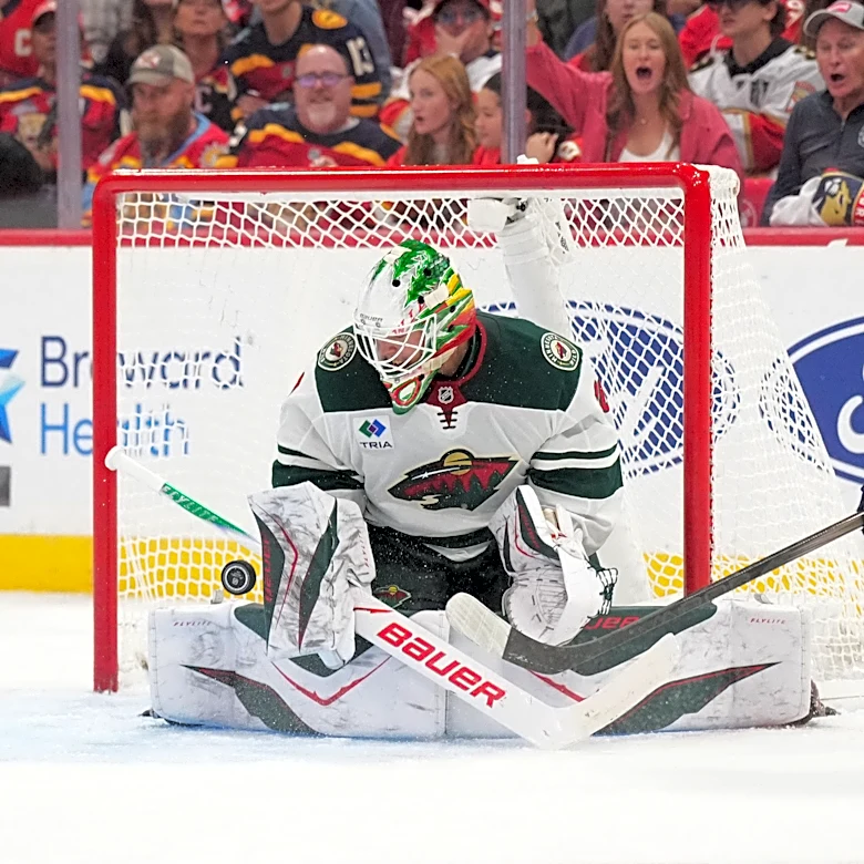 No banner, no victory in Florida Panthers' home-opener loss to Wild