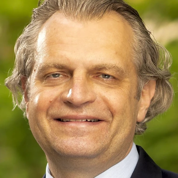 Vandy chancellor says great universities to help shape Wall Street South