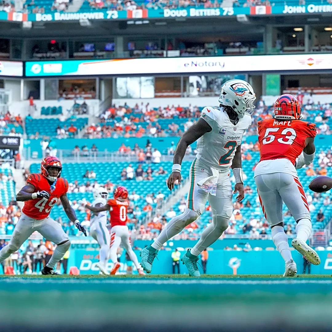 Dolphins QB Malik Willis practices fully despite thumb injury