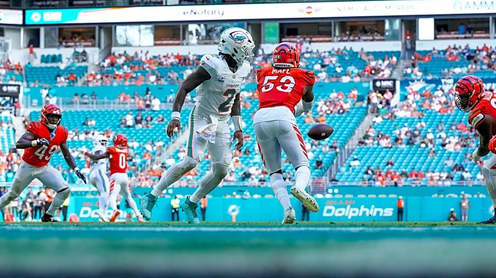 Dolphins QB Malik Willis practices fully despite thumb injury