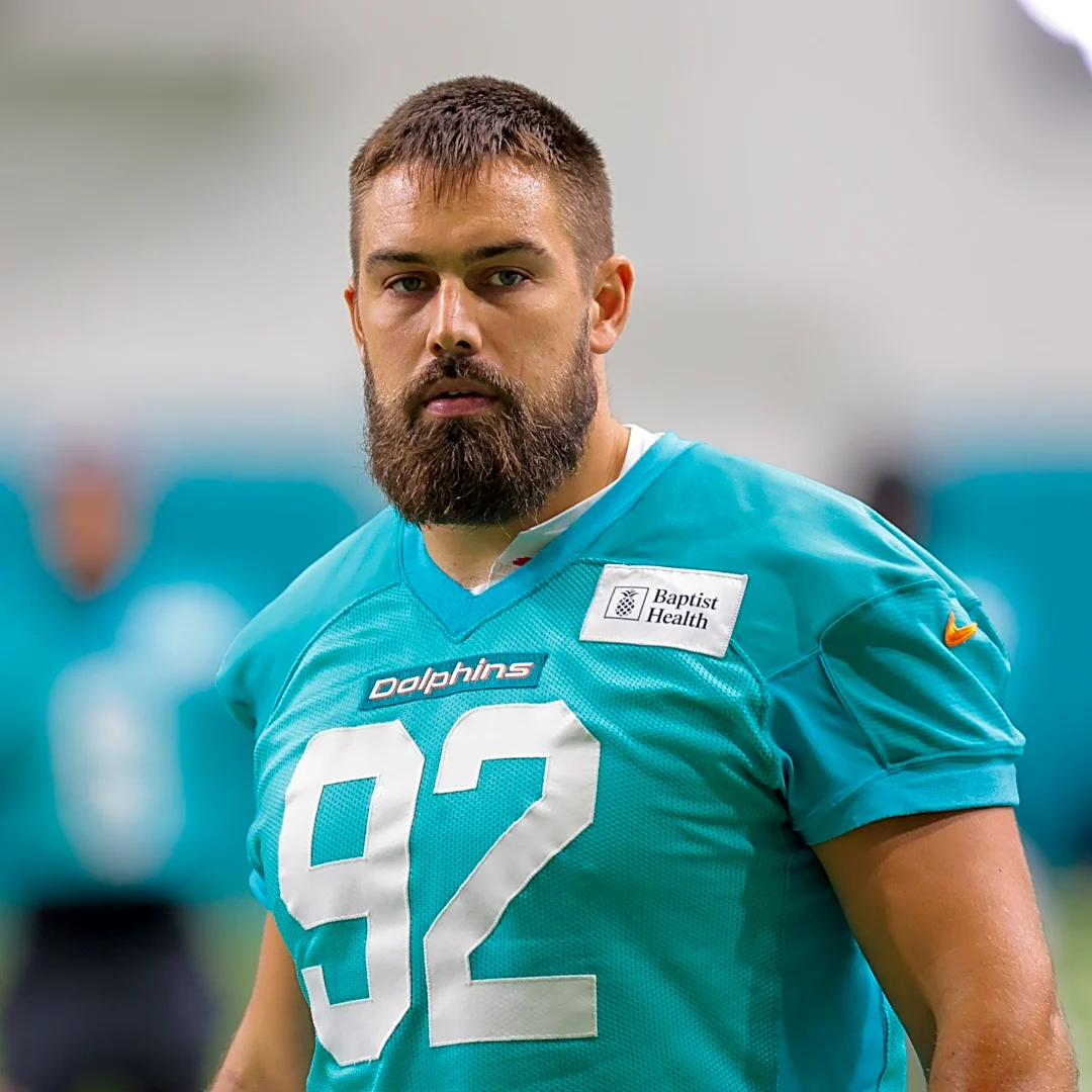 Why the Dolphins should listen on Zach Sieler and nearly everyone else