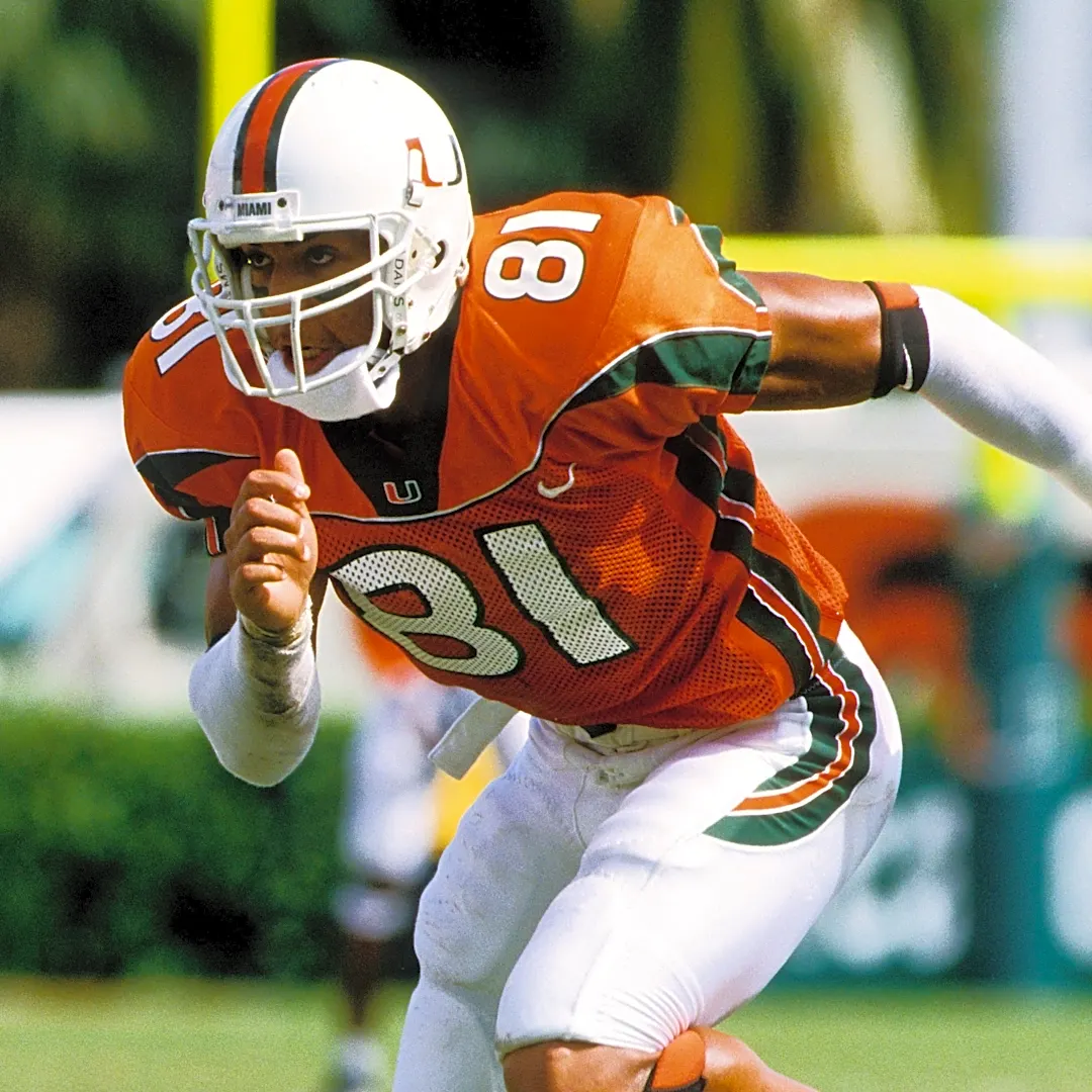 Miami football marks return to No. 1 with 2001 championship throwbacks