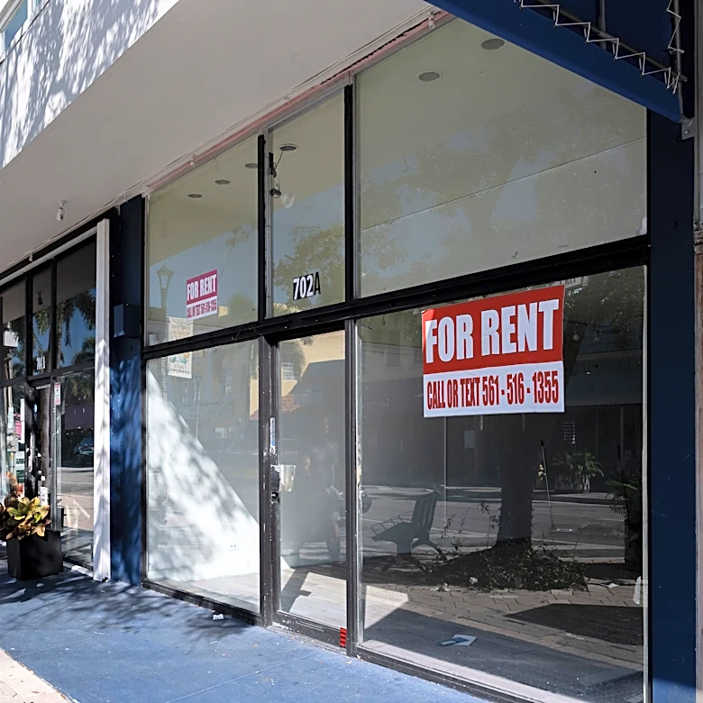 Empty downtown storefronts push Lake Worth to recruit new merchants