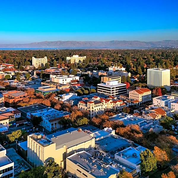 California home to 3 of nation’s wealthiest school districts, report says