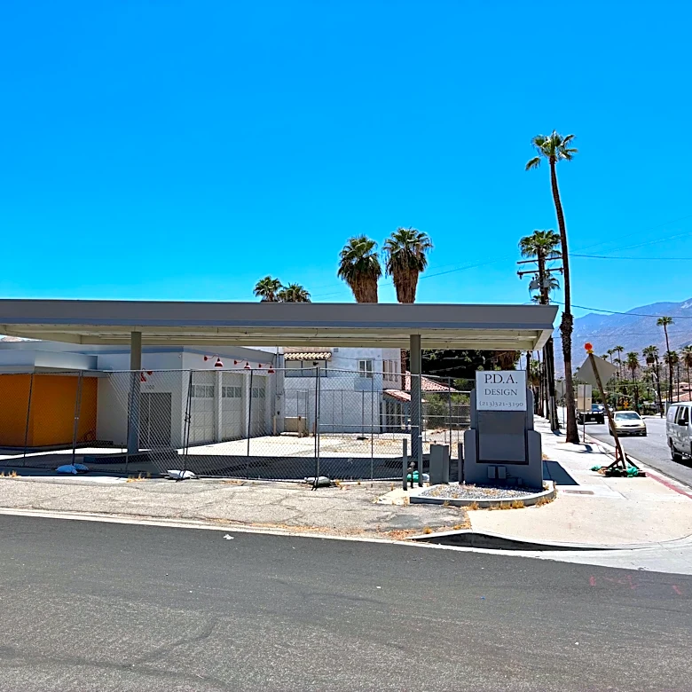 Why an old gas station in Palm Springs has sparked a lawsuit