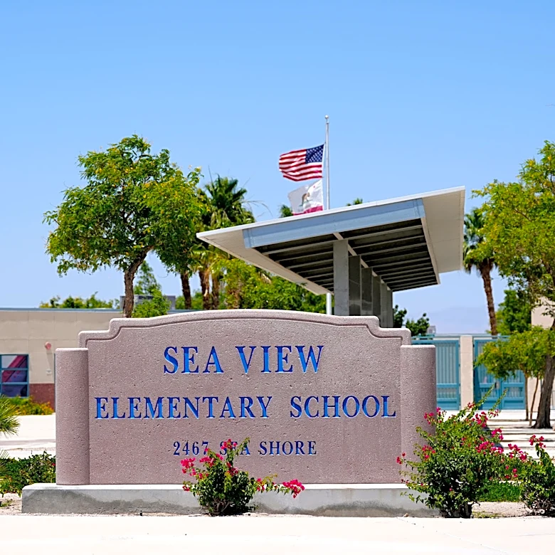 No threat found after man with gun reported near Salton City schools