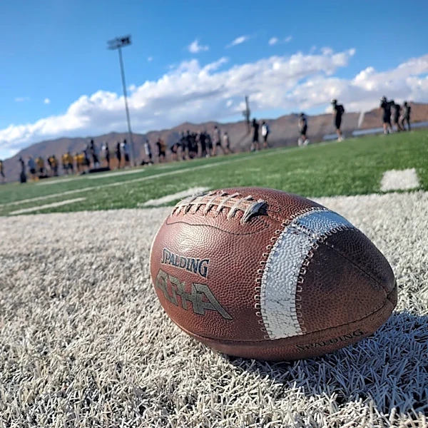 Friday night live: Live scoring for all 10 desert teams in action