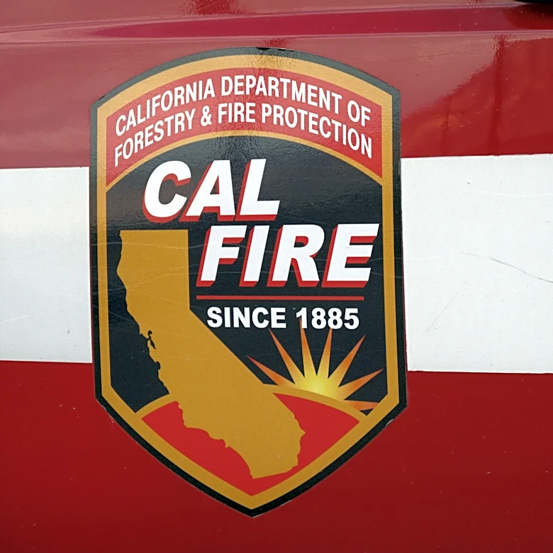 Dagger Fire in Anza threatens structure