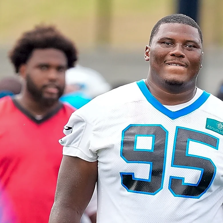Panthers' defensive line gets mediocre ranking from PFF