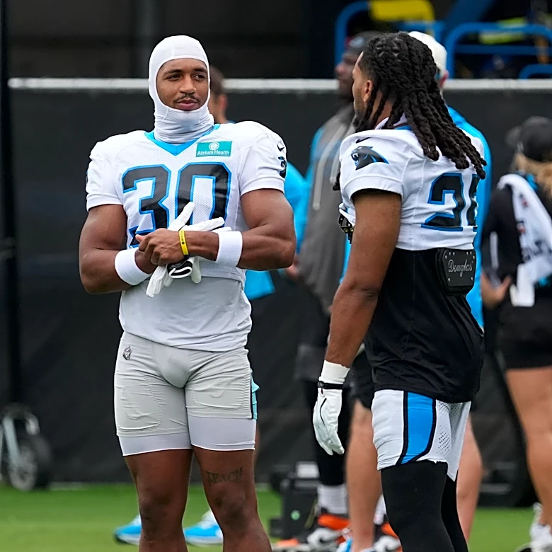 How should the Panthers handle their RB situation with Chuba Hubbard and Jonathon Brooks?
