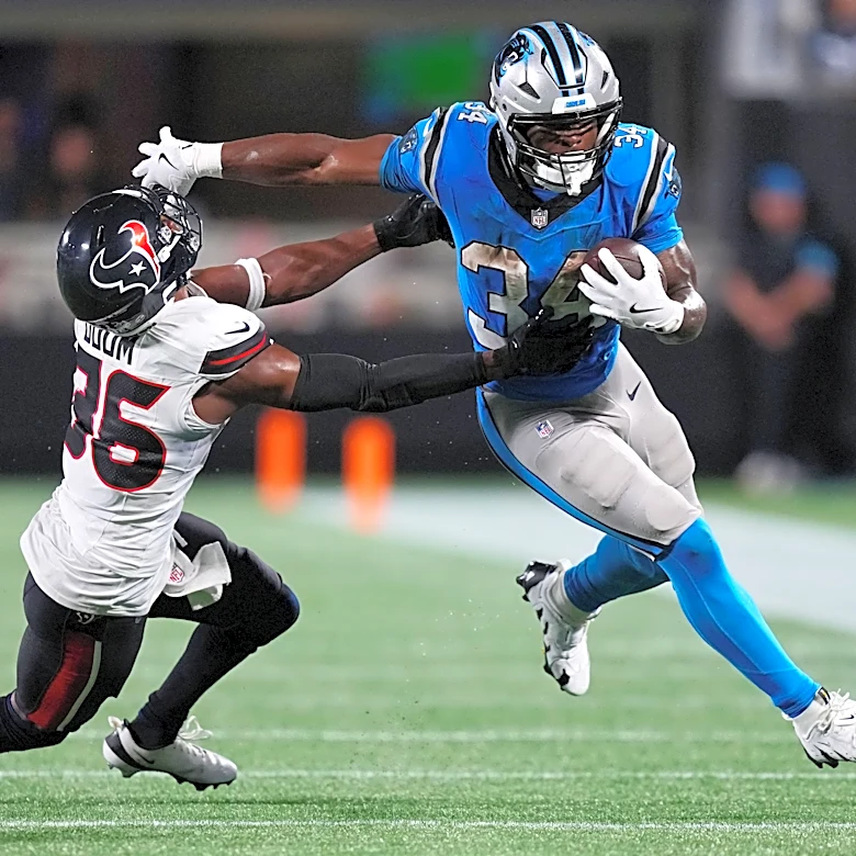 Panthers part ways with 4 players, sign 2 to practice squad on Tuesday