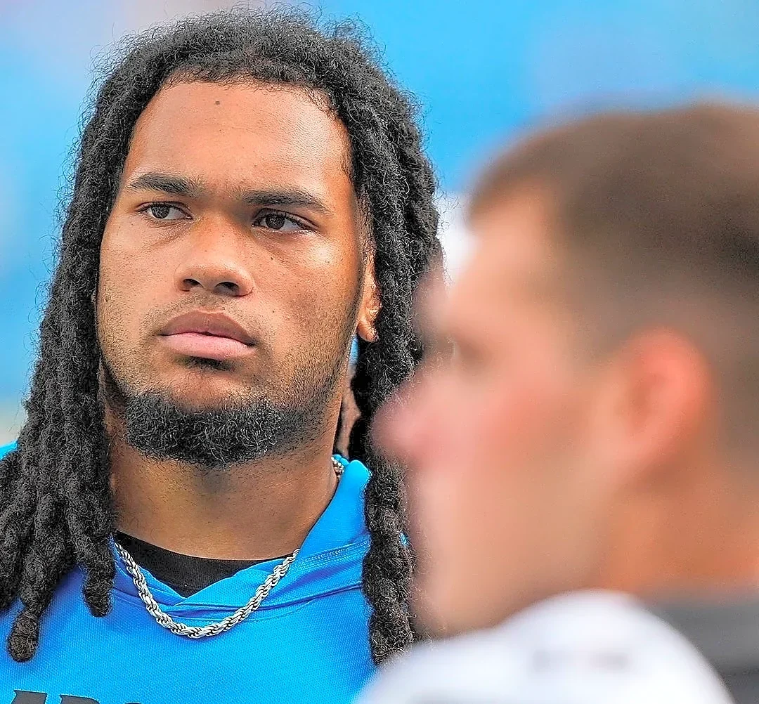 Panthers RB Jonathon Brooks shows up at Thursday's practice with new look