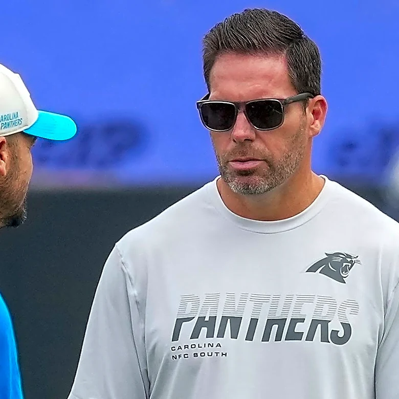 Panthers linked to Eagles, Dolphins DLs as potential trade suitor