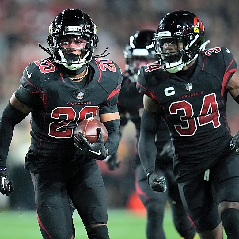 Panthers reportedly expected to start practice squad member at CB vs. Packers