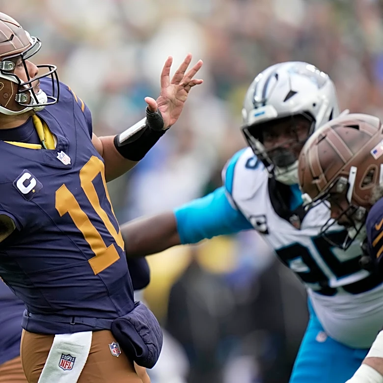 NFL expert picks for Panthers vs. Packers in Week 8