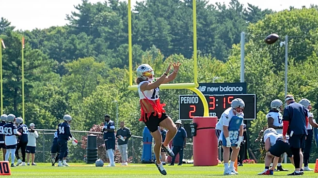 Mack Hollins keeps signing, smiling, and winning over New England