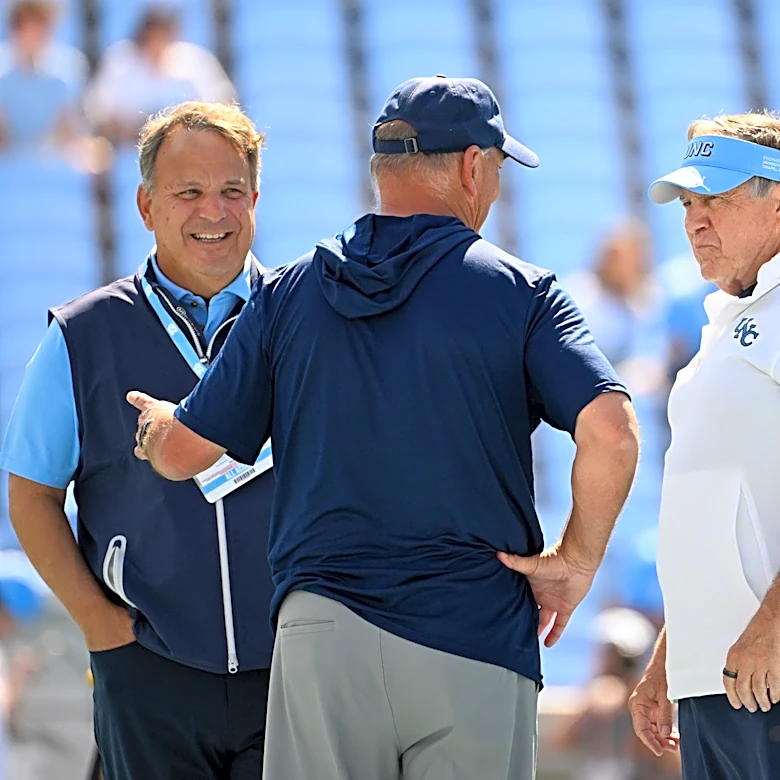 Ex-Patriots assistant reportedly on paid leave, pending investigation