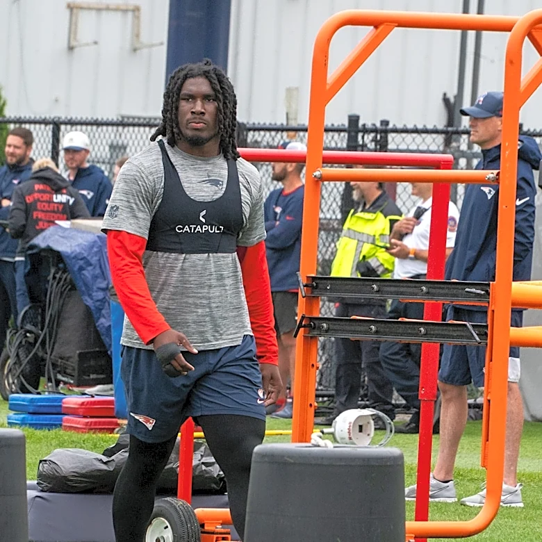 Mike Vrabel: Gabe Jacas 'closer' to returning than Harold Landry