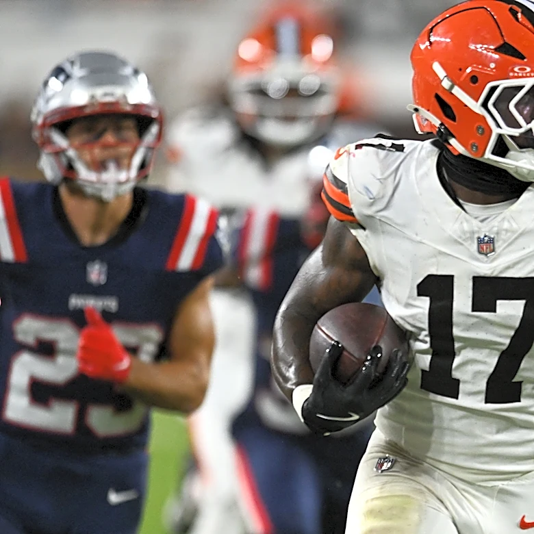 Twitter reacts to Patriots' 37-13 loss to Browns in preseason finale