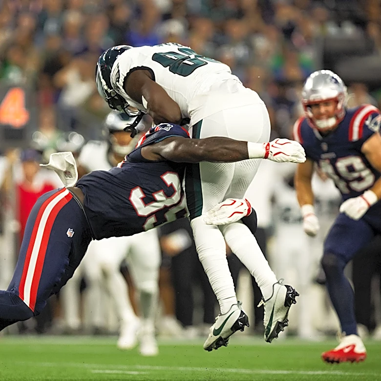 Patriots waiver claim leads to surprising release ahead of Week 1