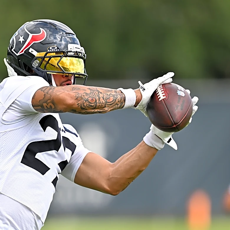 Jersey numbers revealed for multiple new faces on Patriots' roster