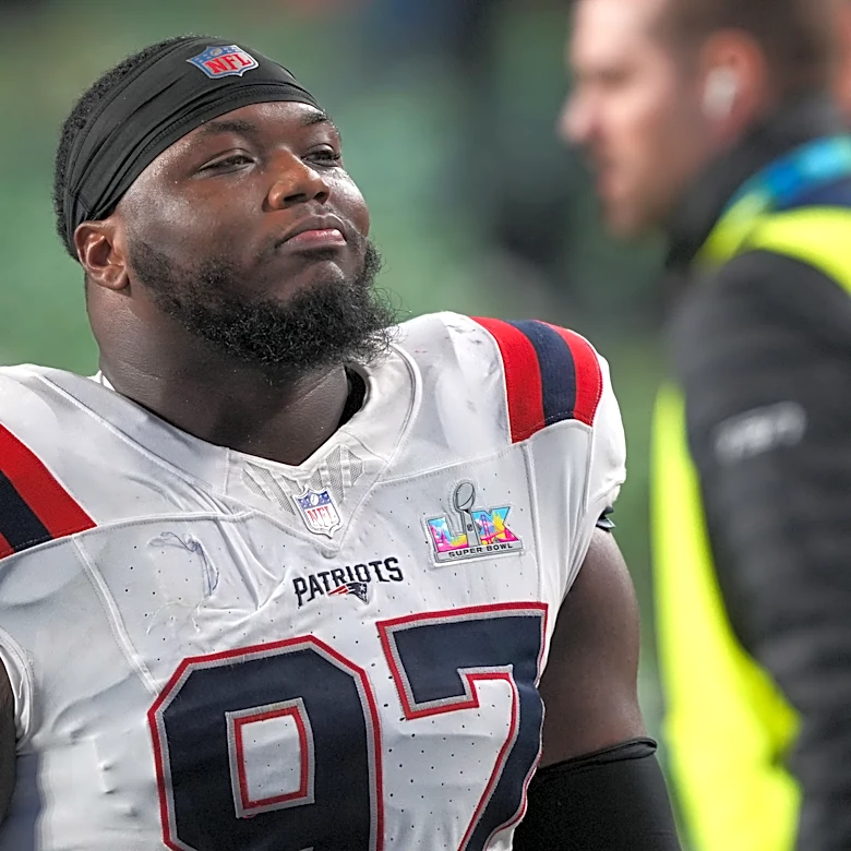 Viral video of Milton Williams trolling Eagles after A.J. Brown TD