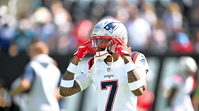 Multiple Patriots players leave game vs. Jaguars early with injuries