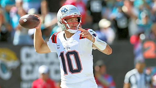 Former MVP QB believes Patriots should bench Drake Maye