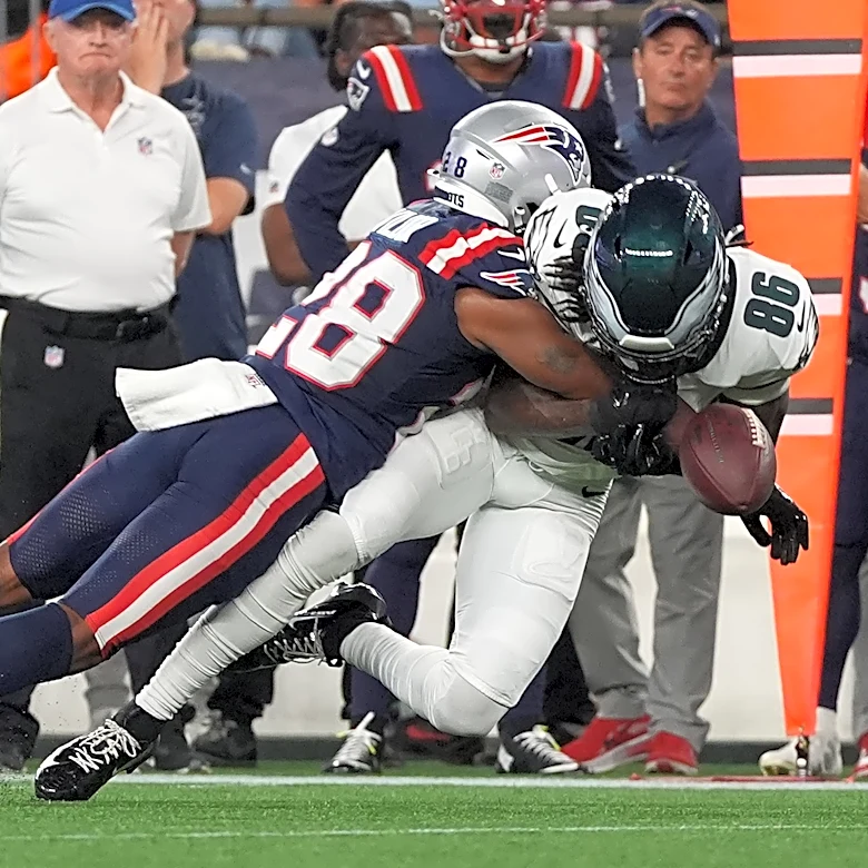 Injury-plagued Patriots make two roster moves ahead of Bills matchup