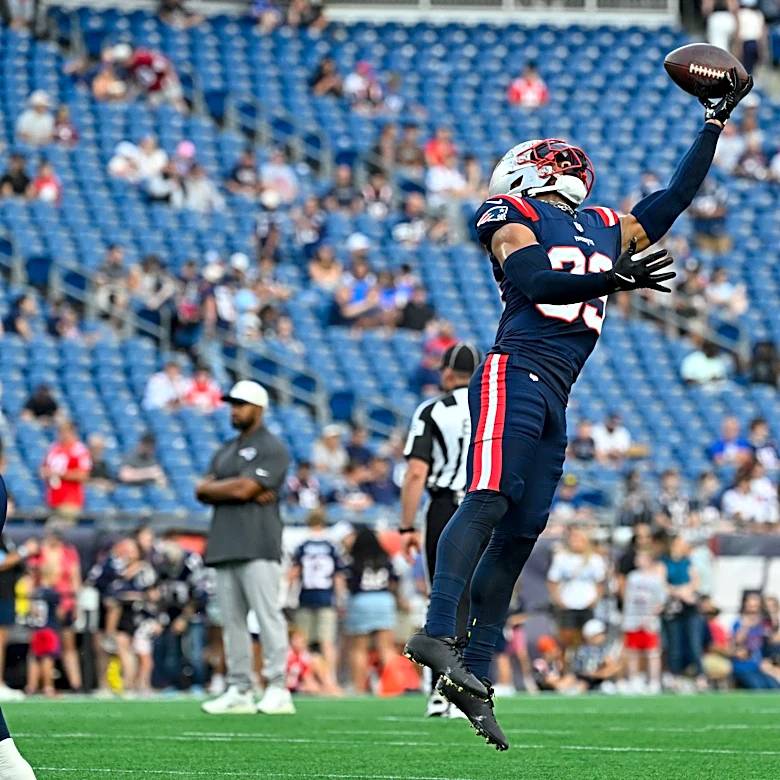 Patriots reportedly made two signings in Thursday's roster moves