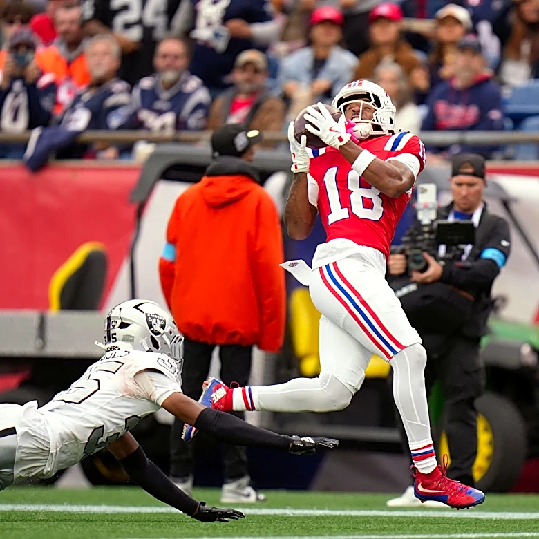 Mike Vrabel makes strong statement on Patriots' receiving corps