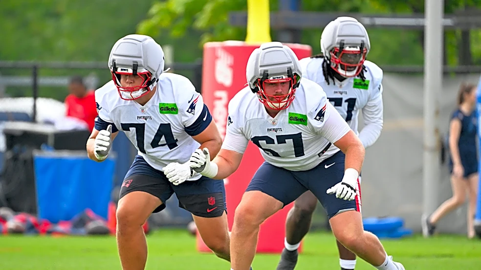 Patriots bring in O-Line reinforcements following Week 6 injuries