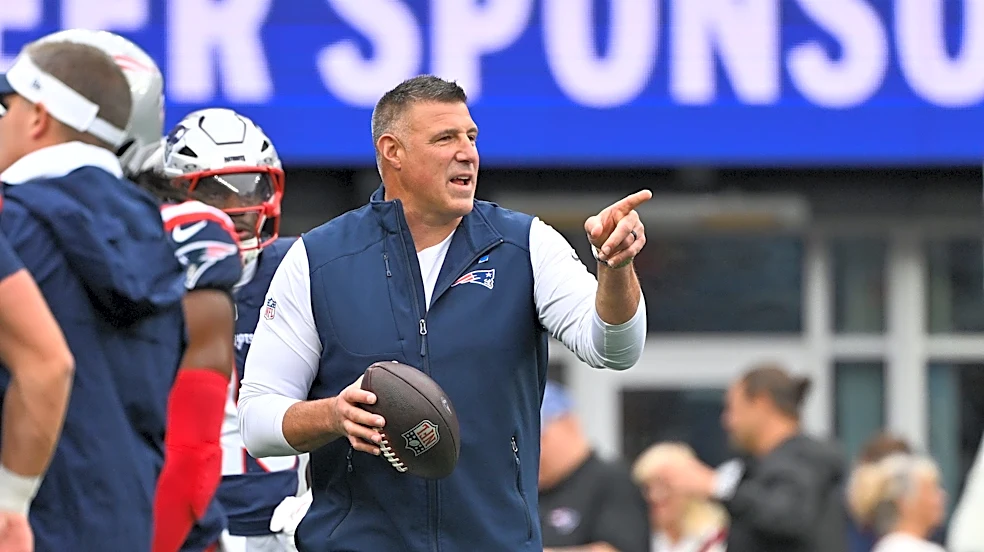 Mike Vrabel responds to Milton Williams' smack-talking comment