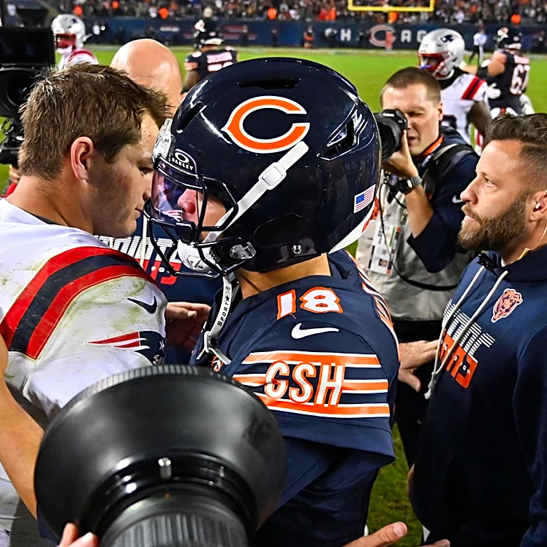 Twitter reacts strongly to Patriots' crushing 30-24 loss to Bears
