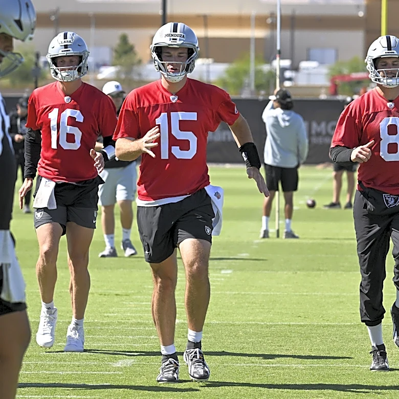 Klint Kubiak still won't name Raiders starting QB but choice is clear