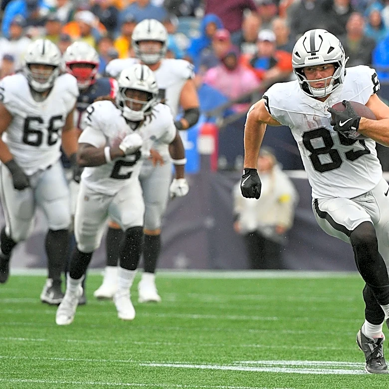 How high should you be picking Raiders TE Brock Bowers in fantasy drafts?