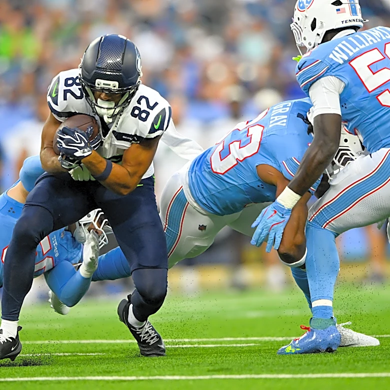 Raiders add big bodied WR from Klint Kubiak's Seahawks Super Bowl squad