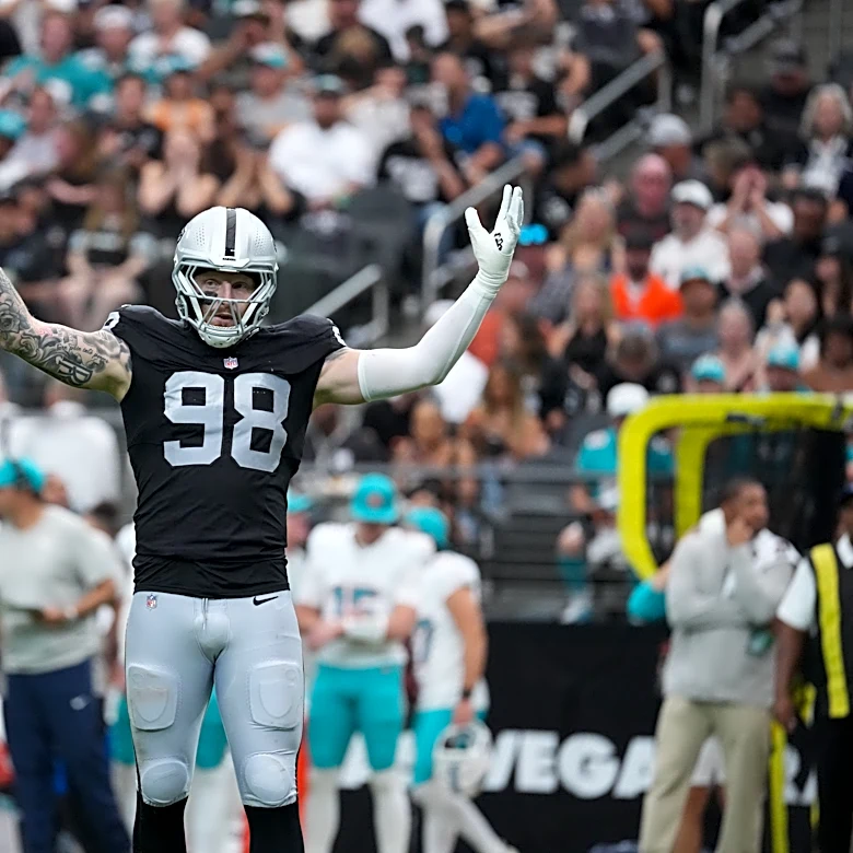 Raiders DE Maxx Crosby was on planned snap count vs Dolphins