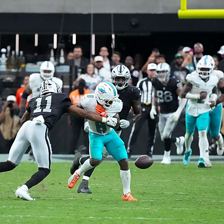 3 Raiders stars named to PFF’s Team of the Week