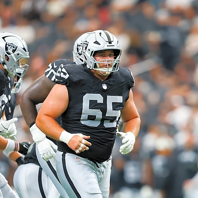 Tyler Linderbaum debut showed he was worth every penny Raiders paid him