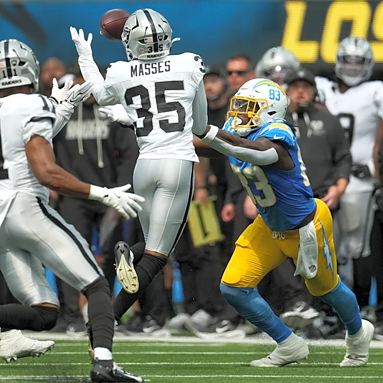 Raiders rookie named Defensive Player of the Week in 1st career start