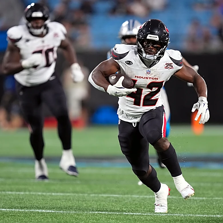 Raiders add running back to fill vacancy after Cody White signing