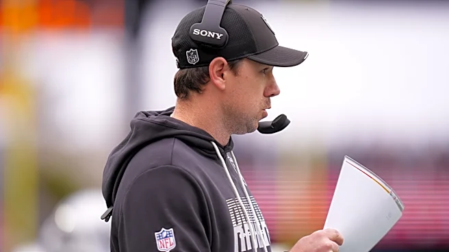 Klint Kubiak says he gave up on the Raiders' run game too soon