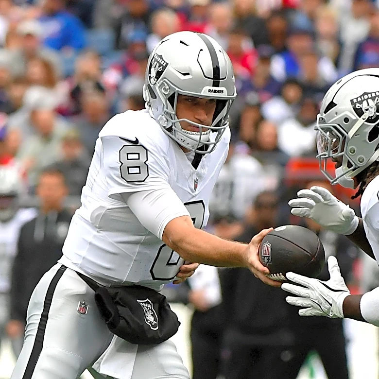 Raiders Week 5 snap counts vs Patriots: Mike Washington falls off cliff